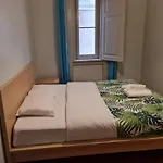 Shangri-la Anjos فندق مبيت وإفطار Lisboa
