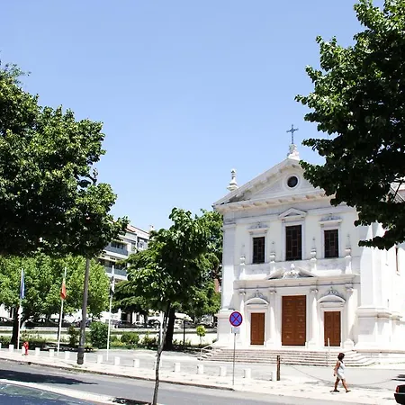 Bed & Breakfast Shangri-la Anjos Lissabon