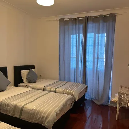 Shangri-la Anjos Bed & Breakfast Lissabon