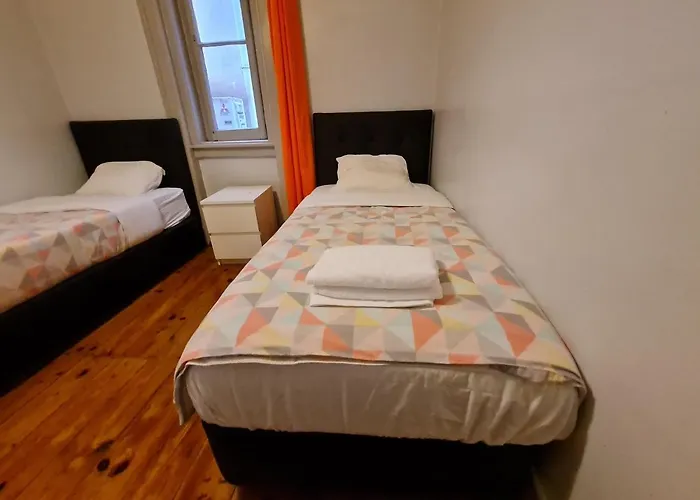 Shangri-la Anjos Bed and breakfast