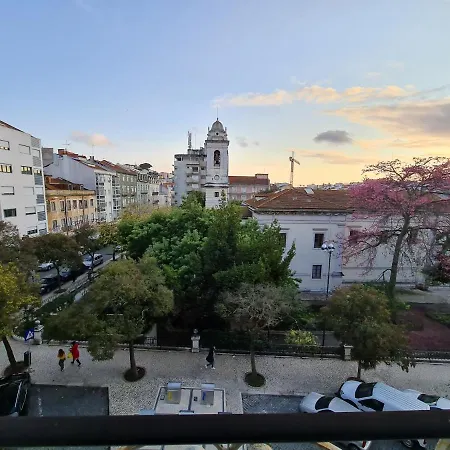 Shangri-la Anjos Frühstückspension Lissabon